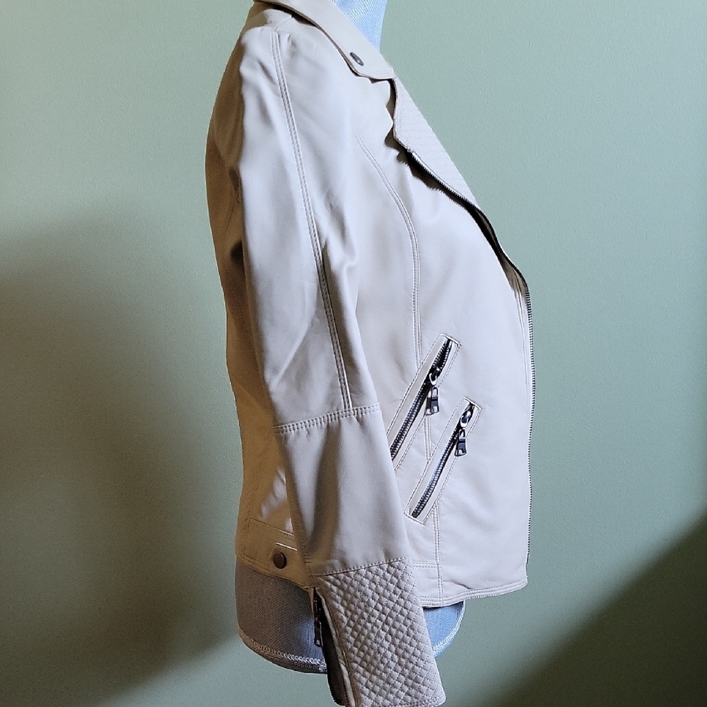 Carmin Cream Faux Leather Jacket Sz S - Picture 3 of 11
